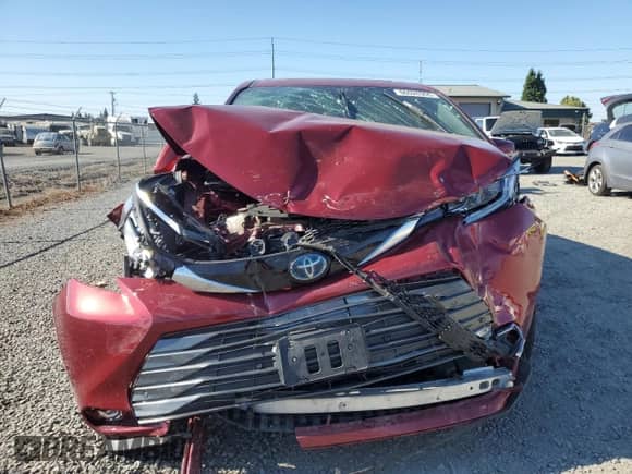 2021 Toyota Sienna Limited z VIN 5TDZSKFC3MS032524, wystawiony jako Copart lot #66026355 z przebiegiem 47 906 mil mil oraz Szkoda całkowita • Salvage title. Historia ofert i sprzedaży dostępna na DreamBid. Obrazek 5.