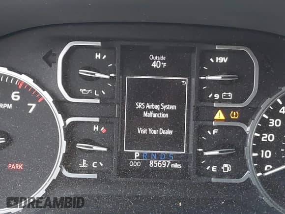 2019 Toyota Tundra SR z VIN 5TFRY5F14KX245486, wystawiony jako IAAI lot #41171640 z przebiegiem 85 697 mil mil oraz . Historia ofert i sprzedaży dostępna na DreamBid. Obrazek 15.