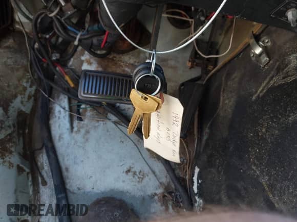 1992 Dodge Cargo z VIN 2B6HB21Y9NK146890, wystawiony jako IAAI lot #41667306 z przebiegiem 168 918 mil mil oraz . Historia ofert i sprzedaży dostępna na DreamBid. Obrazek 11.