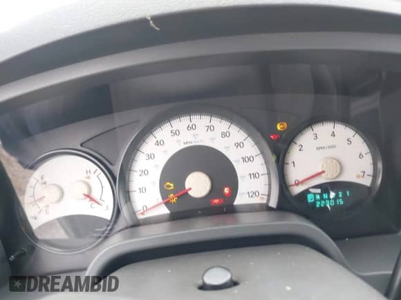 2005 Dodge Dakota ST с VIN 1D7HW28N45S195017, выставлен на аукционе IAAI как лот 41203397 с пробегом 223 015 миль миль и . История ставок и продаж доступна на DreamBid. Изображение 7.