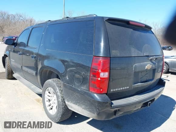 2013 Chevrolet Suburban LT с VIN 1GNSCJE03DR227545, выставлен на аукционе IAAI как лот 41569589 с пробегом 162 821 миль миль и . История ставок и продаж доступна на DreamBid. Изображение 3.