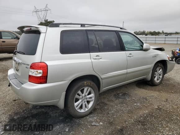 2006 Toyota Highlander Limited with VIN JTEEW21A260019385, listed as a Copart auction lot 84581515 with 225,881 mi miles and Salvage title. Bid and sale history available at DreamBid. Image 3.
