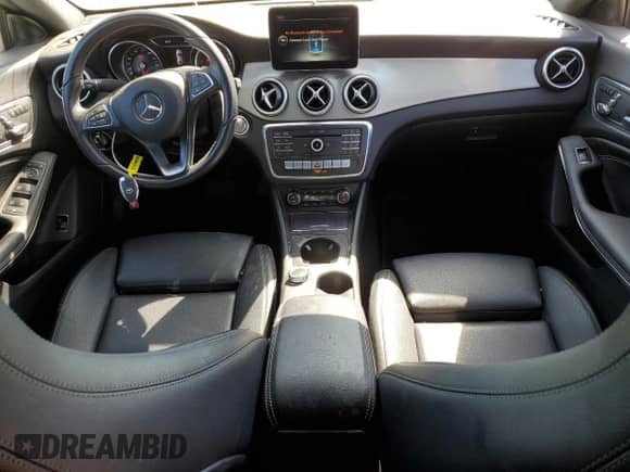 2017 Mercedes-Benz CLA 250 с VIN WDDSJ4EB0HN445060, выставлен на аукционе Copart как лот 71091415 с пробегом 56 965 миль миль и Списание • Salvage title. История ставок и продаж доступна на DreamBid. Изображение 8.