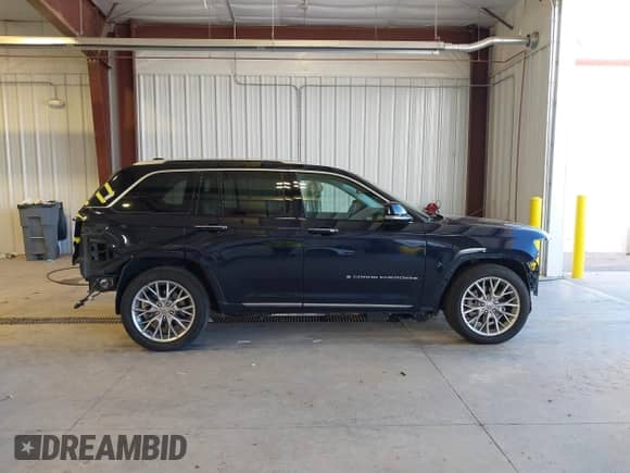 2022 Jeep Grand Cherokee Summit Reserve с VIN 1C4RJYE60N8764911, выставлен на аукционе IAAI как лот 43378538 с пробегом 23 240 миль миль и . История ставок и продаж доступна на DreamBid. Изображение 14.