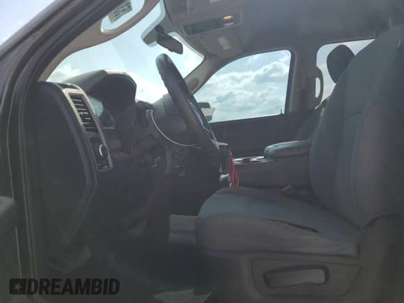 2018 Ram 1500 Express with VIN 1C6RR7KG1JS258072, listed as a Copart auction lot 53433775 with 122,000 mi miles and Salvage title. Bid and sale history available at DreamBid. Image 7.