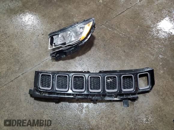 2019 Jeep Compass Trailhawk с VIN 3C4NJDDB5KT661664, выставлен на аукционе Copart как лот 57507865 с пробегом 177 679 миль миль и Списание • Salvage title. История ставок и продаж доступна на DreamBid. Изображение 13.