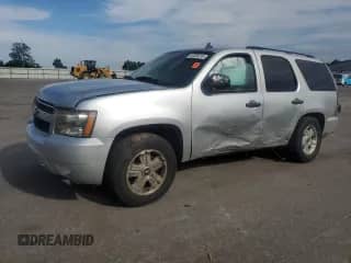 2012 Chevrolet Tahoe Commercial с VIN 1GNSK4E03CR195411, выставлен на аукционе Copart как лот 57325215 с пробегом 183 133 миль миль и Списание • Salvage title. История ставок и продаж доступна на DreamBid. Изображение 1.