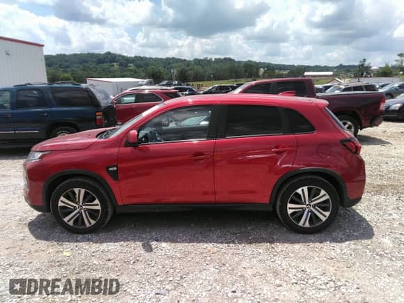 2021 Mitsubishi Outlander ES z VIN JA4ARUAU7MU009998, wystawiony jako IAAI lot #42561632 z przebiegiem 56 743 mil mil oraz . Historia ofert i sprzedaży dostępna na DreamBid. Obrazek 14.