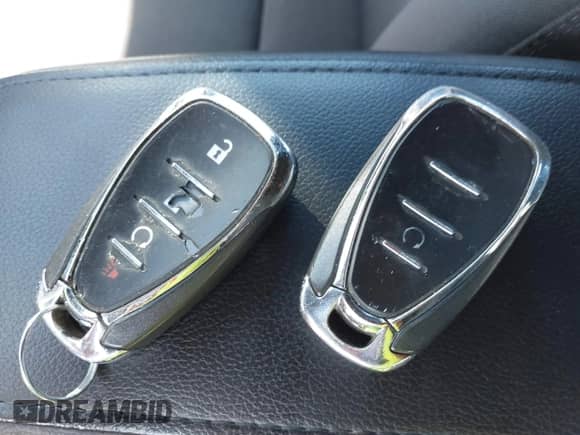 2019 Chevrolet Cruze LT z VIN 3G1BE6SM0KS529689, wystawiony jako IAAI lot #42519148 z przebiegiem 93 574 mil mil oraz . Historia ofert i sprzedaży dostępna na DreamBid. Obrazek 11.