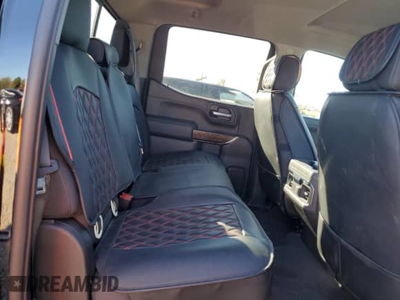 2021 GMC Sierra 1500 Elevation с VIN 3GTU9CED9MG196686, выставлен на аукционе Copart как лот 84870835 с пробегом 80 789 миль миль и Списание • Salvage title. История ставок и продаж доступна на DreamBid. Изображение 10.
