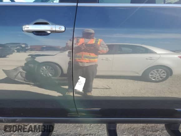 2020 Chevrolet Silverado 3500HD LTZ с VIN 1GC4YUEY4LF308645, выставлен на аукционе Copart как лот 77210454 с пробегом 40 712 миль миль и Списание • Salvage title. История ставок и продаж доступна на DreamBid. Изображение 12.