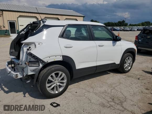 2022 Chevrolet TrailBlazer LS with VIN KL79MMS21NB098689, listed as a Copart auction lot 67208985 with 29,351 mi miles and Salvage title. Bid and sale history available at DreamBid. Image 3.
