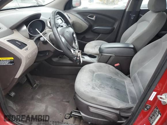 2010 Hyundai Tucson GLS с VIN KM8JT3AC3AU018049, выставлен на аукционе Copart как лот 82477475 с пробегом 146 742 миль миль и Списание • Salvage title. История ставок и продаж доступна на DreamBid. Изображение 7.