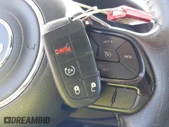 2017 Jeep Renegade Latitude с VIN ZACCJABB0HPG26653, выставлен на аукционе IAAI как лот 43349795 с пробегом 102 901 миль миль и . История ставок и продаж доступна на DreamBid. Изображение 11.