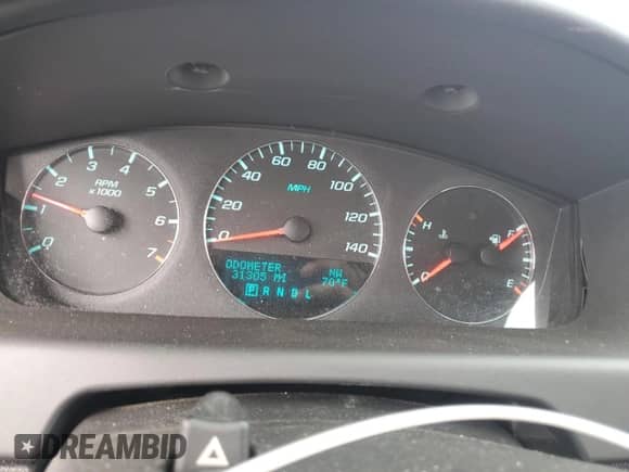 2012 Chevrolet Impala LT Retail with VIN 2G1WB5E37C1113479, listed as a Copart auction lot 82107985 with 31,305 mi miles and Salvage title. Bid and sale history available at DreamBid. Image 9.