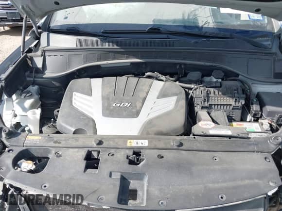 2016 Hyundai Santa Fe SE with VIN KM8SM4HFXGU159717, listed as a IAAI auction lot 43242985 with 165,388 mi miles and . Bid and sale history available at DreamBid. Image 10.