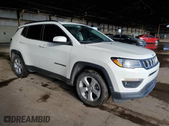 2018 Jeep Compass Latitude z VIN 3C4NJCBB2JT265560, wystawiony jako Copart lot #86600075 z przebiegiem 135 347 mil mil oraz Czysty tytuł • Clean title. Historia ofert i sprzedaży dostępna na DreamBid. Obrazek 4.