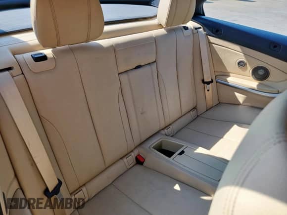 2020 BMW 4 Series 430i z VIN WBA4Z1C02L5N35781, wystawiony jako Copart lot #72003145 z przebiegiem 31 833 mil mil oraz Szkoda całkowita • Salvage title. Historia ofert i sprzedaży dostępna na DreamBid. Obrazek 10.