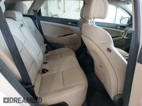 2017 Hyundai Tucson Sport z VIN KM8J3CA21HU310994, wystawiony jako Copart lot #84451955 z przebiegiem 77 130 mil mil oraz Szkoda całkowita • Salvage title. Historia ofert i sprzedaży dostępna na DreamBid. Obrazek 11.