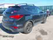 2017 Hyundai Santa Fe Ultimate с VIN 5XYZW4LA9HG493684, выставлен на аукционе IAAI как лот 43042305 с пробегом 116 767 миль миль и . История ставок и продаж доступна на DreamBid. Изображение 4.