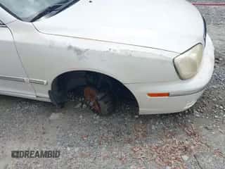 2004 Hyundai XG с VIN KMHFU45E74A332376, выставлен на аукционе IAAI как лот 42947527 с пробегом 269 152 миль миль и . История ставок и продаж доступна на DreamBid. Изображение 6.