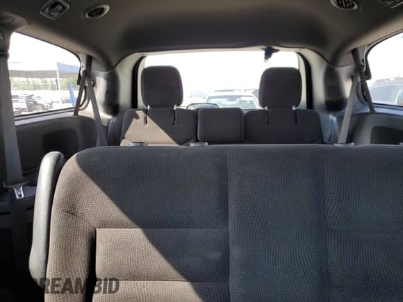 2018 Dodge Grand Caravan SE Plus with VIN 2C4RDGBG5JR180596, listed as a Copart auction lot 71504415 with 129,031 mi miles and Salvage title. Bid and sale history available at DreamBid. Image 10.