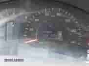 2008 Toyota Camry LE z VIN 4T1BE46K78U259790, wystawiony jako IAAI lot #42280752 z przebiegiem 225 726 mil mil oraz . Historia ofert i sprzedaży dostępna na DreamBid. Obrazek 7.