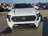 2024 Toyota Tacoma SR5 with VIN 3TYKB5FN6RT008427, listed as a Copart auction lot 89512255 with 36,967 mi miles and Clean title. Bid and sale history available at DreamBid. Image 5.
