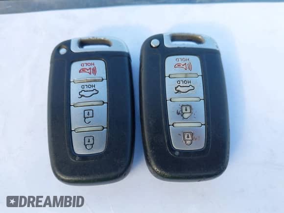 2012 Hyundai Genesis Coupe Premium with VIN KMHHT6KD7CU066261, listed as a IAAI auction lot 43596024 with 136,757 mi miles and . Bid and sale history available at DreamBid. Image 11.