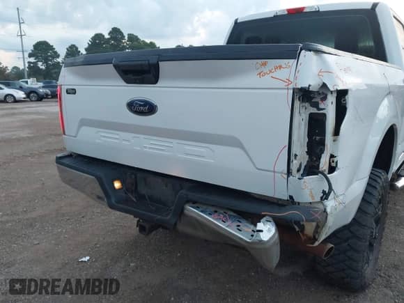 2018 Ford F-150 XL с VIN 1FTEW1EG5JKC85915, выставлен на аукционе IAAI как лот 42941550 с пробегом 148 111 миль миль и . История ставок и продаж доступна на DreamBid. Изображение 18.