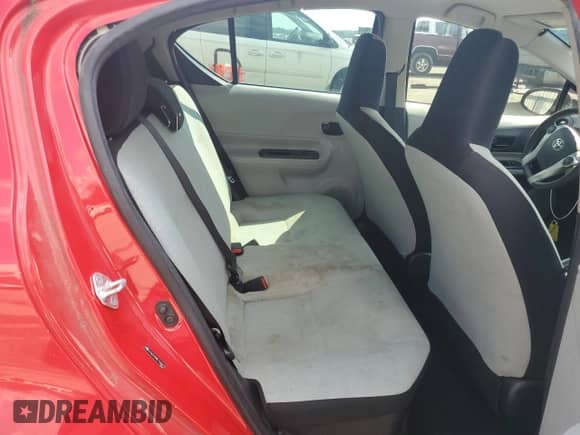 2014 Toyota Prius One z VIN JTDKDTB38E1568472, wystawiony jako Copart lot #80910675 z przebiegiem 111 281 mil mil oraz Szkoda całkowita • Salvage title. Historia ofert i sprzedaży dostępna na DreamBid. Obrazek 10.