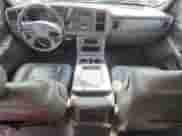 2006 Chevrolet Silverado 1500 LS с VIN 2GCEC19T361125636, выставлен на аукционе Copart как лот 84769275 с пробегом 100 683 миль миль и Чистый • Clean title. История ставок и продаж доступна на DreamBid. Изображение 8.