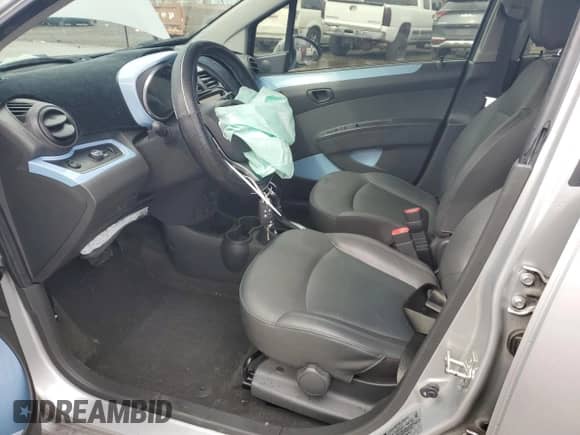 2014 Chevrolet Spark LT с VIN KL8CL6S02EC494641, выставлен на аукционе Copart как лот 49668705 с пробегом 132 059 миль миль и Списание • Salvage title. История ставок и продаж доступна на DreamBid. Изображение 7.