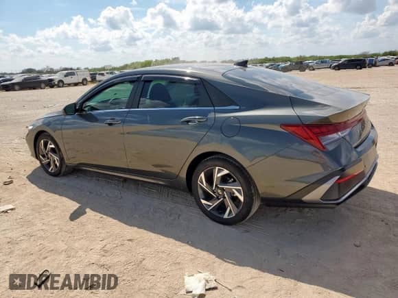 2024 Hyundai Elantra Limited with VIN KMHLP4DG2RU724216, listed as a Copart auction lot 81287265 with 758 mi miles and Salvage title. Bid and sale history available at DreamBid. Image 2.