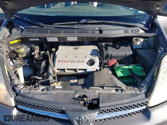 2005 Toyota Sienna XLE z VIN 5TDBA22CX5S050949, wystawiony jako IAAI lot #43284642 z przebiegiem 173 326 mil mil oraz . Historia ofert i sprzedaży dostępna na DreamBid. Obrazek 10.