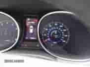 2015 Hyundai Santa Fe с VIN 5XYZU3LB4FG295844, выставлен на аукционе IAAI как лот 43268982 с пробегом 72 802 миль миль и . История ставок и продаж доступна на DreamBid. Изображение 7.