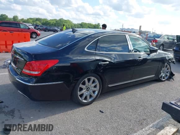 2011 Hyundai Equus Ultimate с VIN KMHGH4JF4BU028926, выставлен на аукционе IAAI как лот 42297684 с пробегом 116 099 миль миль и . История ставок и продаж доступна на DreamBid. Изображение 13.