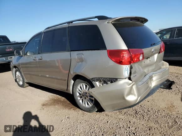 2010 Toyota Sienna XLE с VIN 5TDYK4CC1AS312935, выставлен на аукционе Copart как лот 84916835 с пробегом 147 715 миль миль и Списание • Salvage title. История ставок и продаж доступна на DreamBid. Изображение 2.