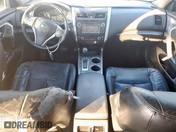 2015 Nissan Altima SL with VIN 1N4AL3AP3FN338289, listed as a Copart auction lot 82286675 with 209,538 mi miles and Clean title. Bid and sale history available at DreamBid. Image 8.