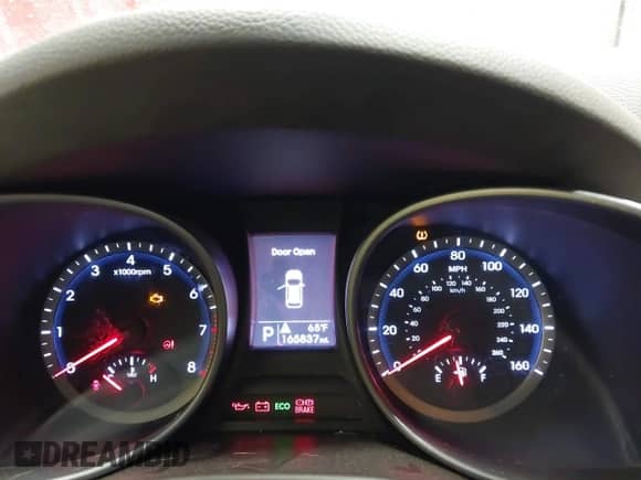 2016 Hyundai Santa Fe with VIN 5XYZTDLB8GG369566, listed as a IAAI auction lot 42633397 with 165,837 mi miles and . Bid and sale history available at DreamBid. Image 7.
