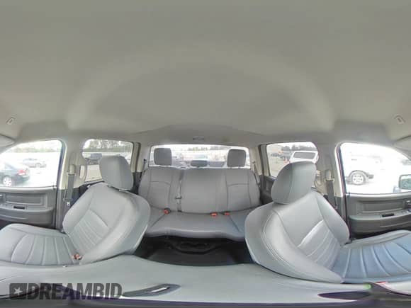 2020 Ram 1500 Tradesman z VIN 3C6RR7KT3LG296068, wystawiony jako Copart lot #69442475 z przebiegiem 82 656 mil mil oraz Szkoda całkowita • Salvage title. Historia ofert i sprzedaży dostępna na DreamBid. Obrazek 14.