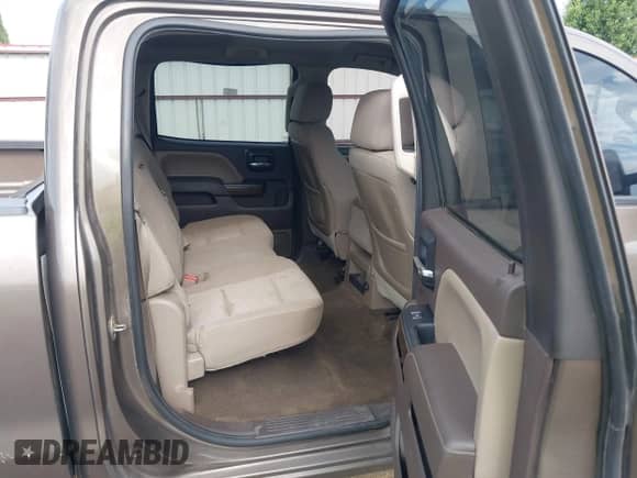 2014 Chevrolet Silverado 1500 LT with VIN 1GCUKREC7EF196607, listed as a IAAI auction lot 42639563 with 188,136 mi miles and . Bid and sale history available at DreamBid. Image 8.