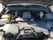 2004 Chevrolet Silverado 2500HD LS z VIN 1GCHC23U24F247530, wystawiony jako Copart lot #46447805 z przebiegiem 356 702 mil mil oraz Szkoda całkowita • Salvage title. Historia ofert i sprzedaży dostępna na DreamBid. Obrazek 11.