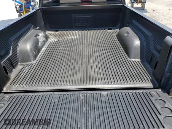 2000 Dodge 1500 Work Special с VIN 1B7HC16X7YS560912, выставлен на аукционе Copart как лот 57832235 с пробегом 140 851 миль миль и Списание • Salvage title. История ставок и продаж доступна на DreamBid. Изображение 10.