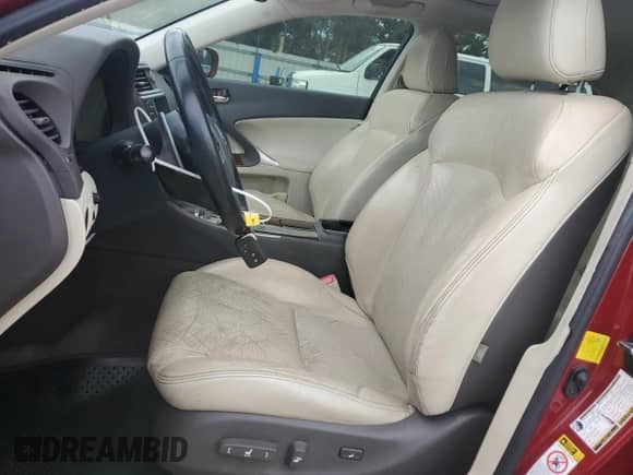 2013 Lexus IS 250 z VIN JTHCF5C26D5063312, wystawiony jako Copart lot #71715465 z przebiegiem 154 648 mil mil oraz Czysty tytuł • Clean title. Historia ofert i sprzedaży dostępna na DreamBid. Obrazek 7.