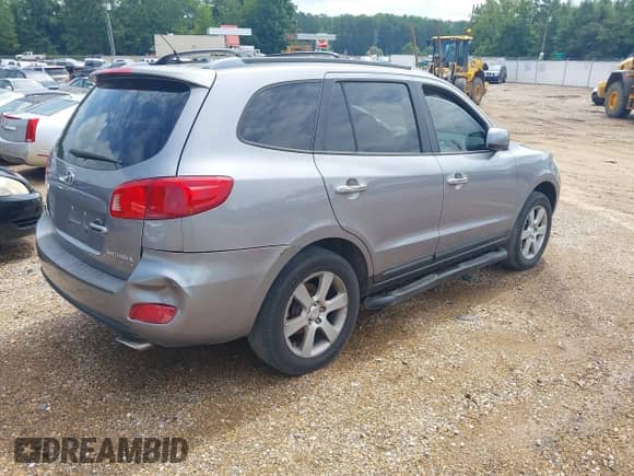 2007 Hyundai Santa Fe SE с VIN 5NMSH13E57H121289, выставлен на аукционе IAAI как лот 42978848 с пробегом 264 671 миль миль и . История ставок и продаж доступна на DreamBid. Изображение 4.