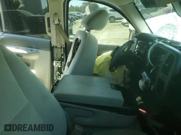 2007 GMC Sierra 1500 SLE2 with VIN 2GTFC13Y171614207, listed as a Copart auction lot 77848514 with Not provided miles and Salvage title. Bid and sale history available at DreamBid. Image 7.