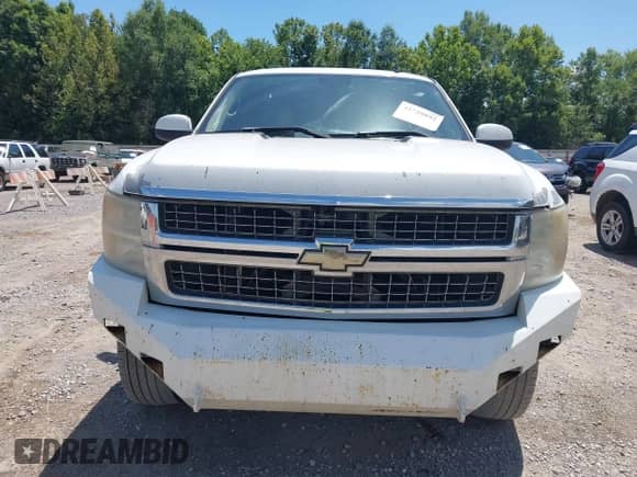 2010 Chevrolet Silverado 2500HD LTZ z VIN 1GC4KYBG0AF146367, wystawiony jako IAAI lot #42728892 z przebiegiem 327 718 mil mil oraz . Historia ofert i sprzedaży dostępna na DreamBid. Obrazek 12.