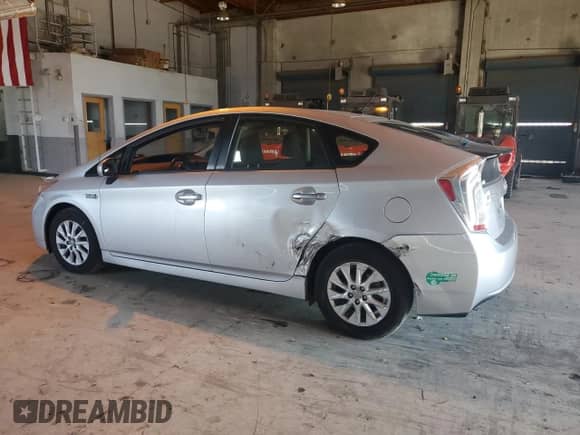2014 Toyota Prius z VIN JTDKN3DP4E3060341, wystawiony jako Copart lot #89684815 z przebiegiem 102 709 mil mil oraz Szkoda całkowita • Salvage title. Historia ofert i sprzedaży dostępna na DreamBid. Obrazek 2.