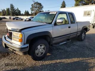1994 GMC Sierra 1500 with VIN 2GTEK19K4R1589842, listed as a Copart auction lot 84993185 with 217,057 mi miles and Salvage title. Bid and sale history available at DreamBid. Image 1.